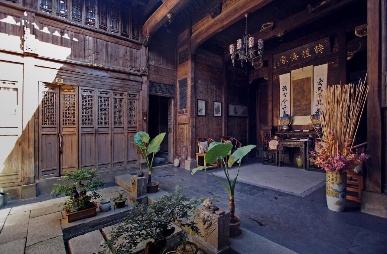 Hongcun Long Lane Inn Montes Huang Exterior foto